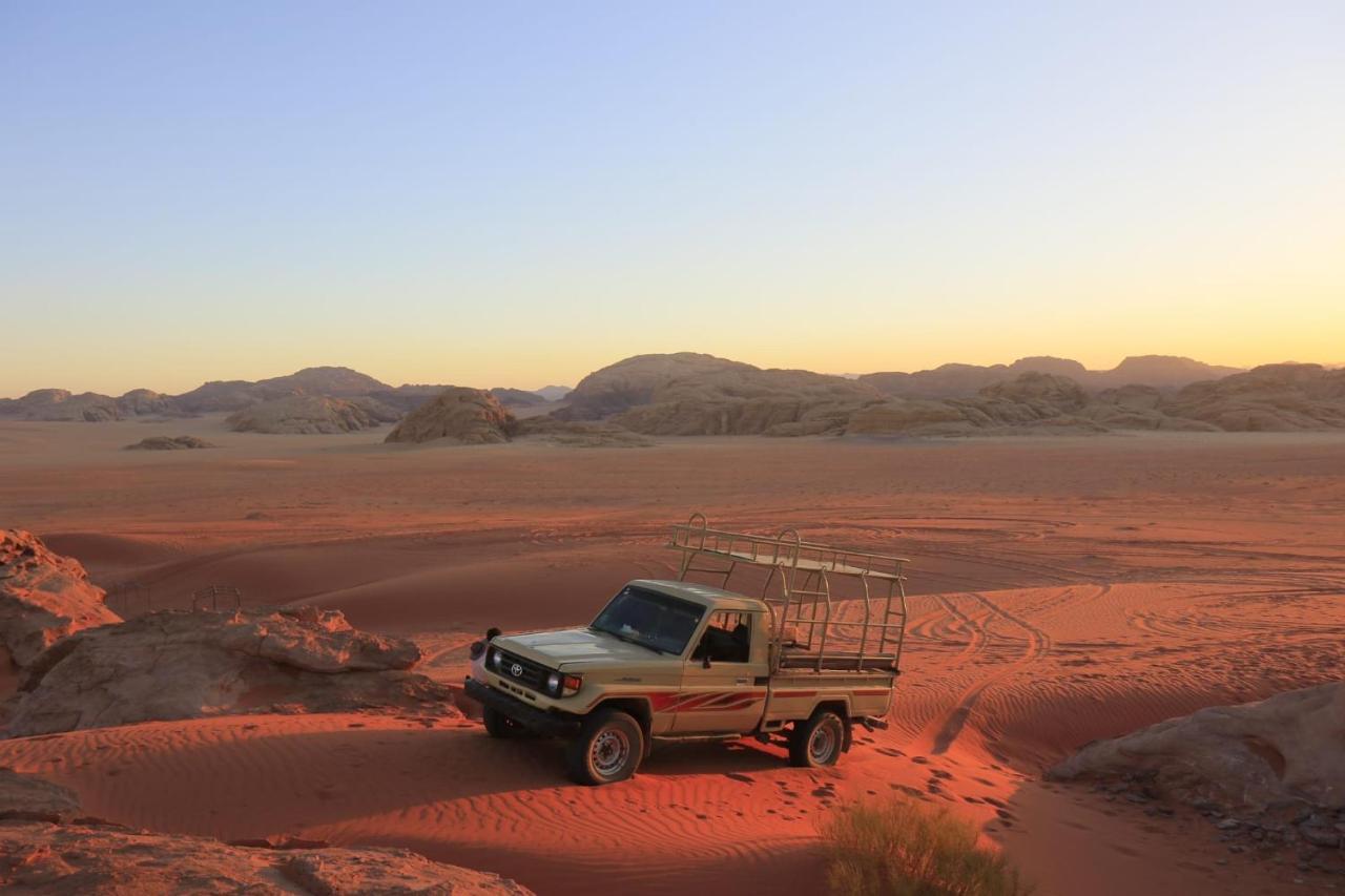 Desert Moon Camp 와디럼 외부 사진