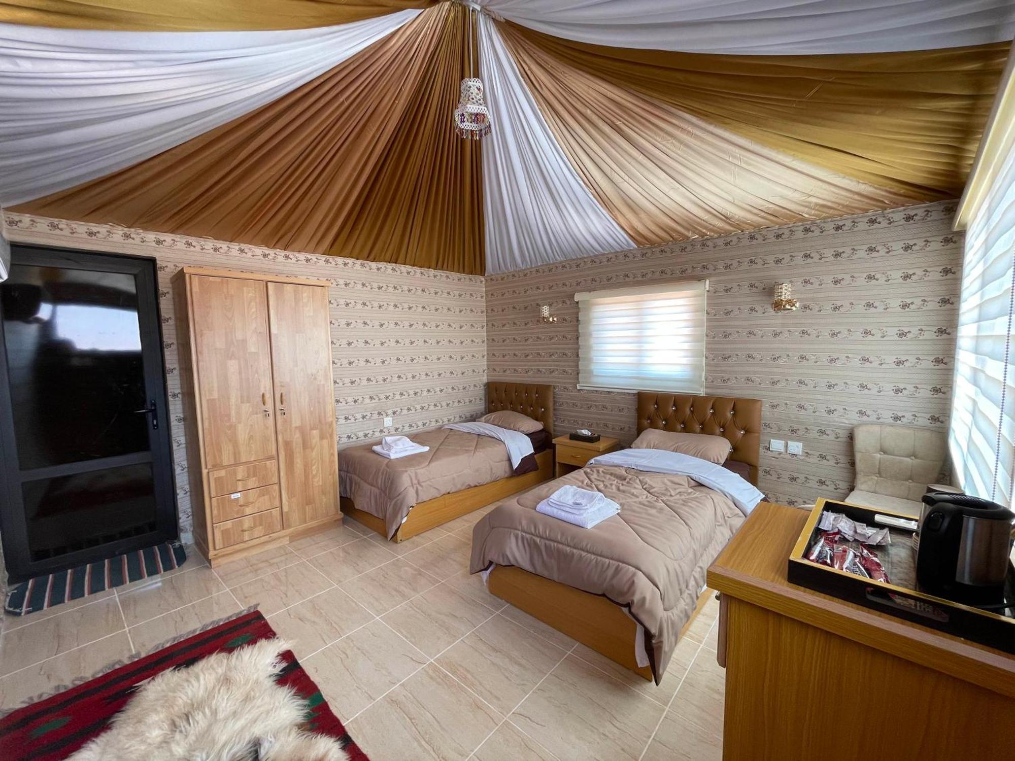 Desert Moon Camp 와디럼 외부 사진