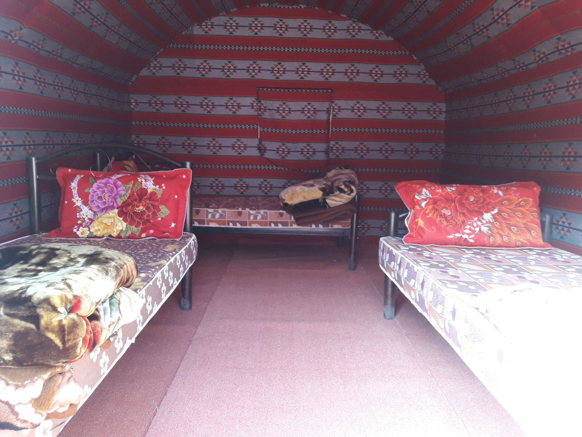 Desert Moon Camp 와디럼 외부 사진